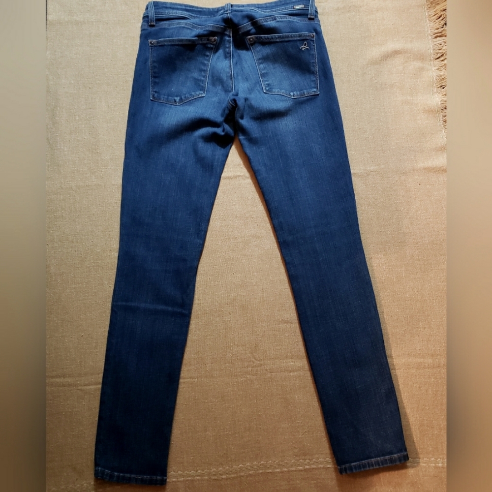DL1961 Emma Power Legging Blue Denim Skinny Jeans Size 27. - Picture 4 of 10